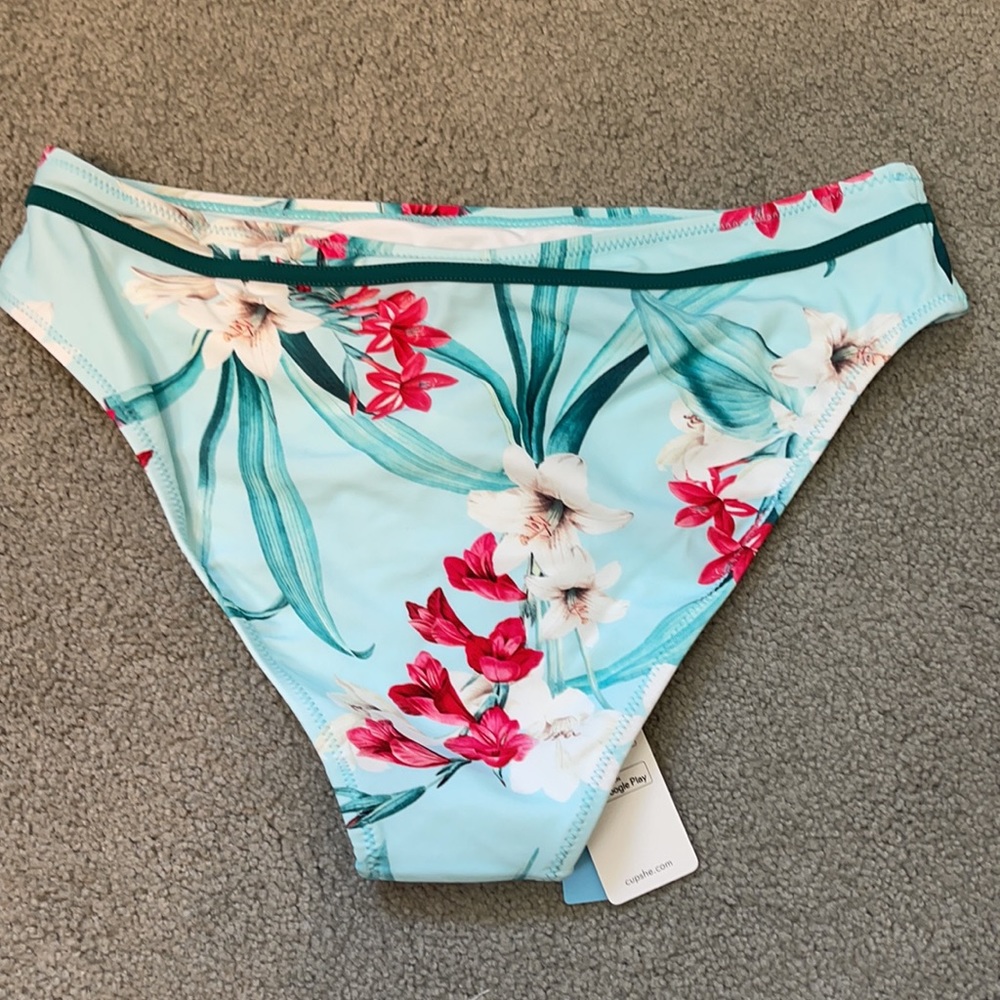 Cupshe tropical floral bikini bottoms size M - Picture 4 of 7
